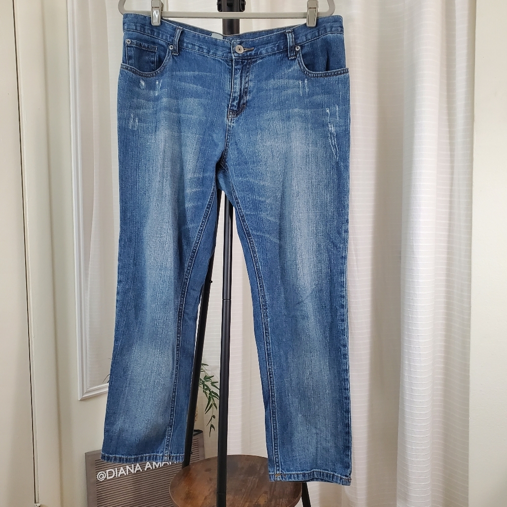 Mossimo Skinny Boyfriend Jeans size 12 EUC